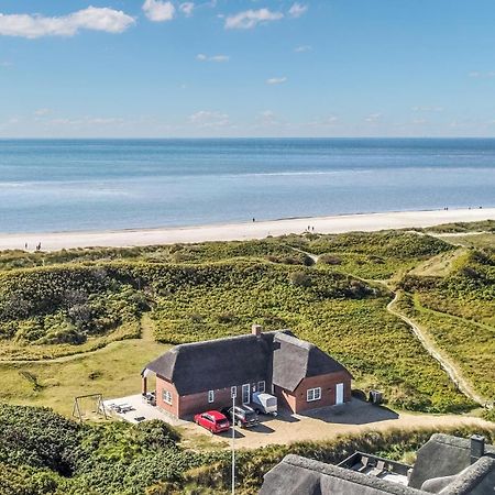 Amazing Home In Blavand With Wifi Exterior photo