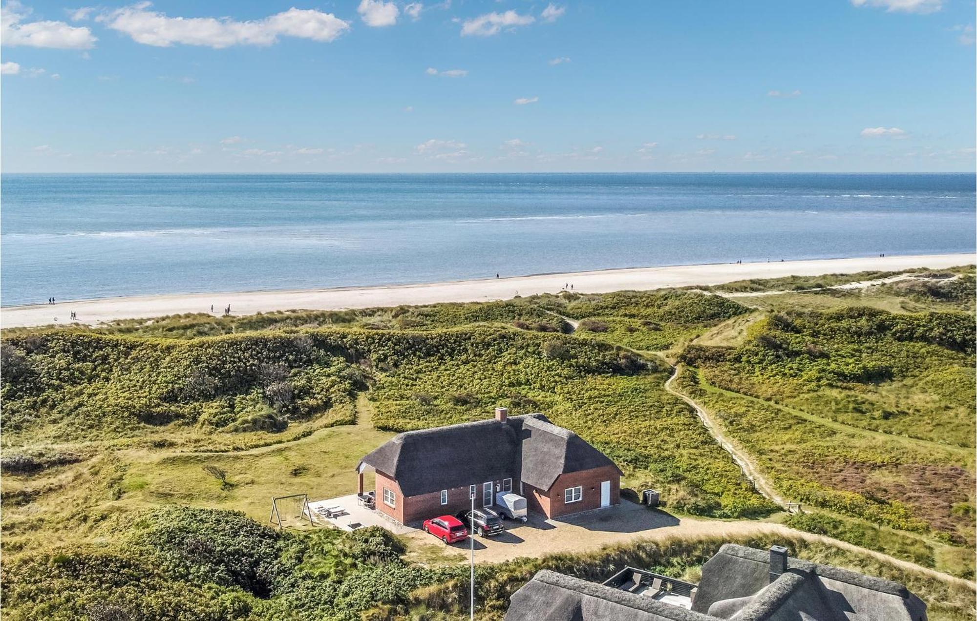 Amazing Home In Blavand With Wifi Exterior photo